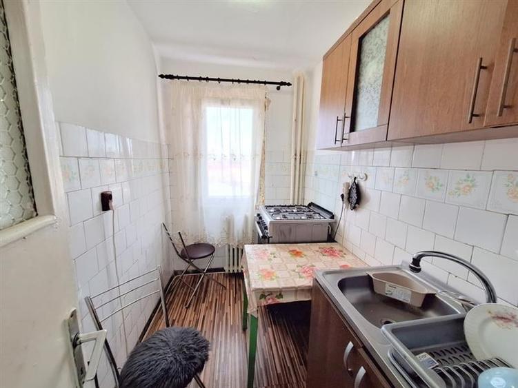 Apartament cu 2 camere semidecomandat în Narcisa