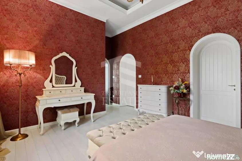 Casă cu 3 camere cu Teren 1736 Mp în Mândruloc