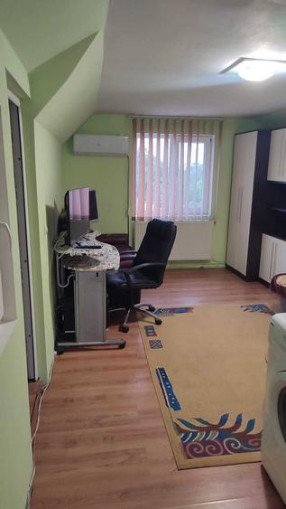 Apartament cu 2 camere semidecomandat în Valea Lupului