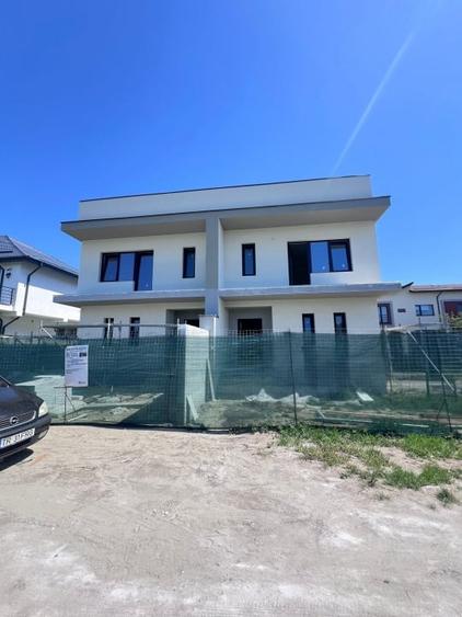 Duplex cu 4 camere cu Canalizare în Bragadiru