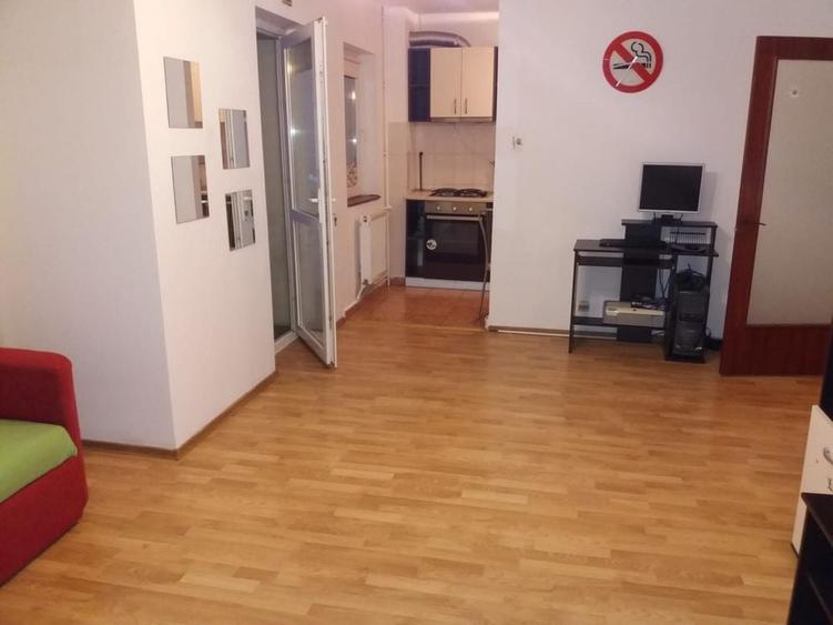 Apartament cu 2 camere decomandat în Drumul Taberei