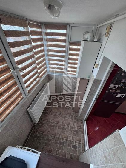Apartament cu 3 camere decomandat în Alfa