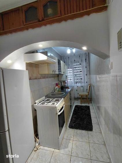 Inchiriez apartament 2 camere - 7