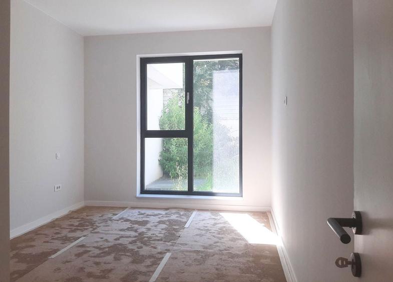 Apartament cu 2 camere decomandat în Băneasa