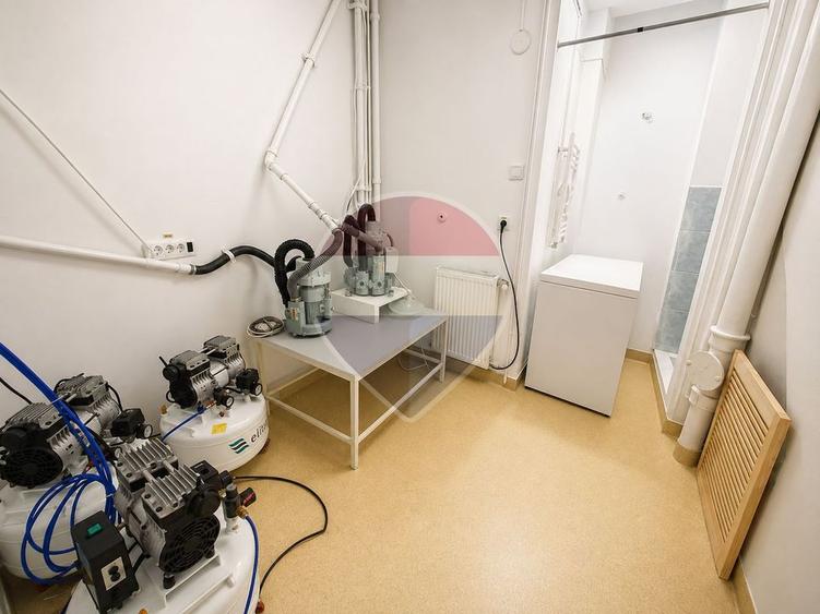 Casă individuală cu 1 camere cu Teren 100 Mp în Periferie