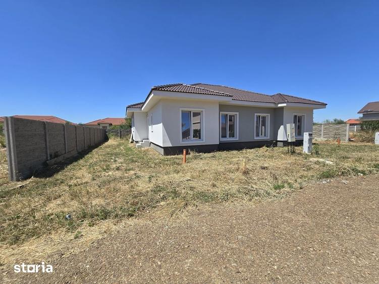 Duplex pe parter Mosnita Noua - 11