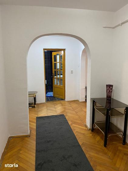 Apartament 4 camere decomandate, str. Venus - 14