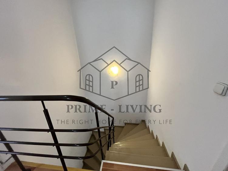 Duplex cu 6 camere cu Canalizare în Străulești