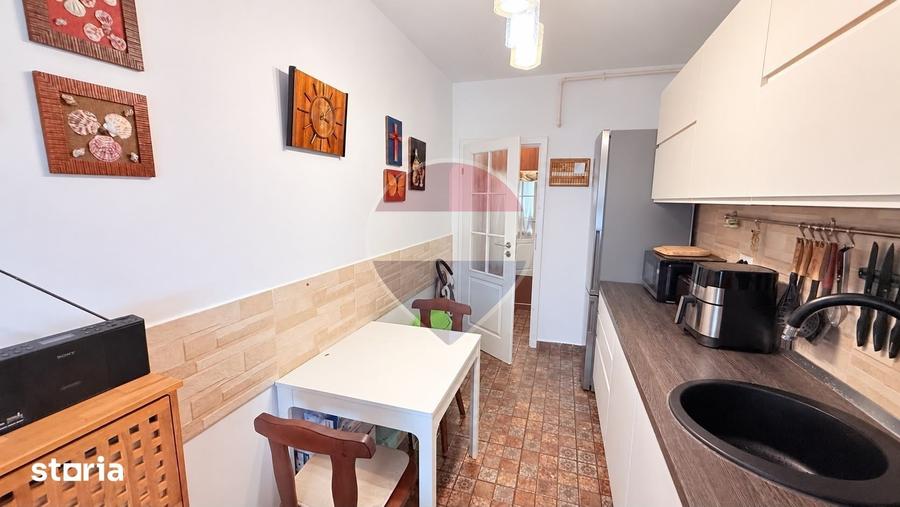 Apartament cu 3 camere decomandat în Chiajna