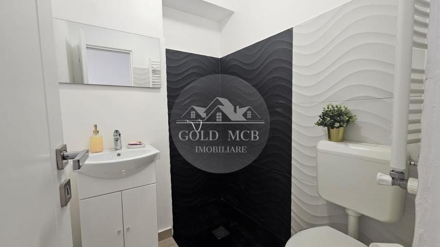 Apartament cu 4 camere circular în Capitale