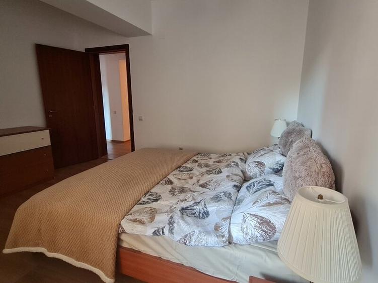 Apartament cu 3 camere decomandat, mobilat în Herăstrău