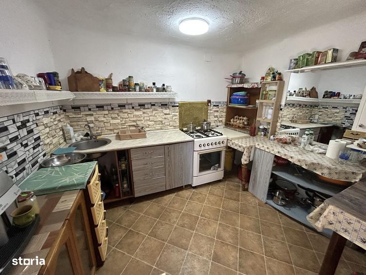 Casă cu 4 camere în Bodrogu Nou