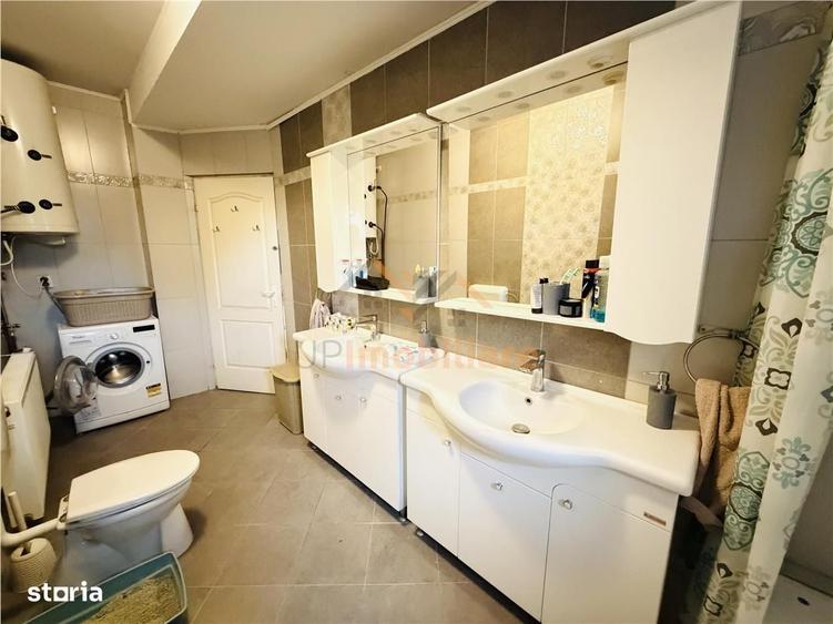 Apartament cu 3 camere în Paleu