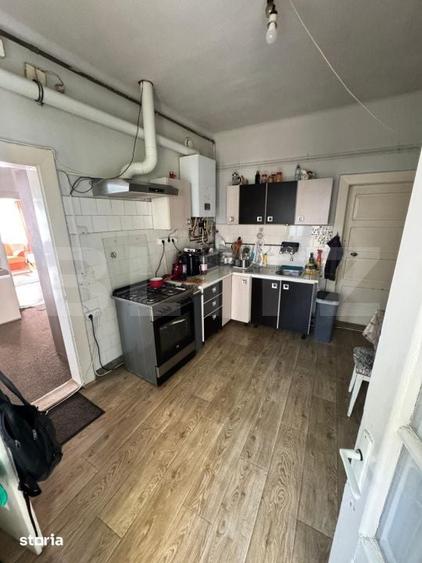 Casă cu 3 camere decomandat cu Teren 374 Mp în Central