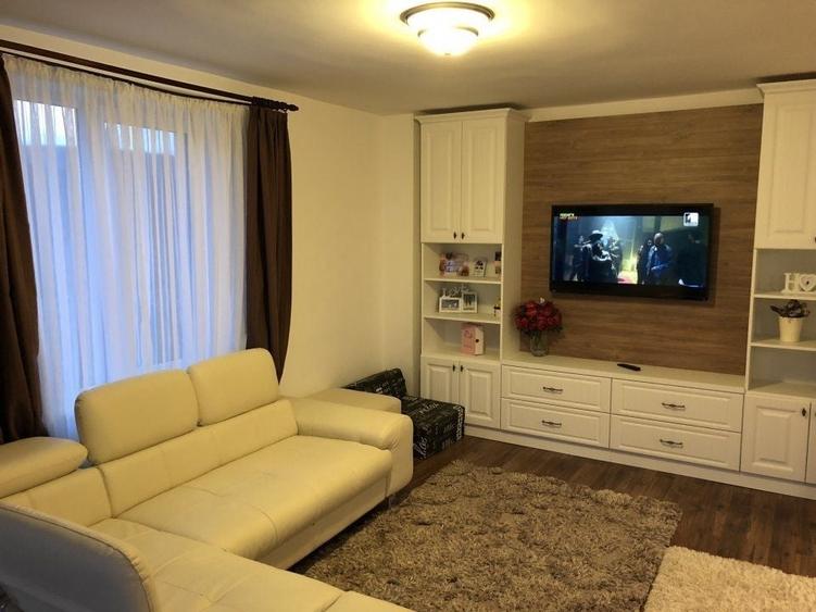 Casă cu 4 camere cu Canalizare în Tudor