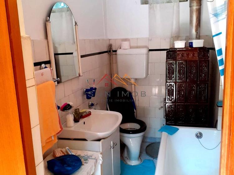 Casă individuală cu 2 camere cu Canalizare în Ultracentral