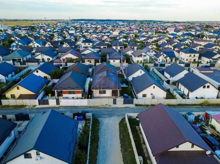 Casă individuală cu 3 camere cu Teren 144 Mp în Nord