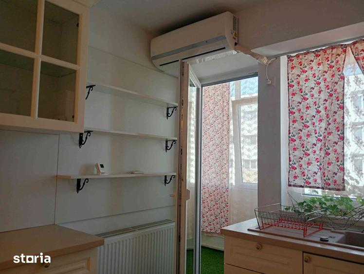 Apartament cu 3 camere în Șerbănești
