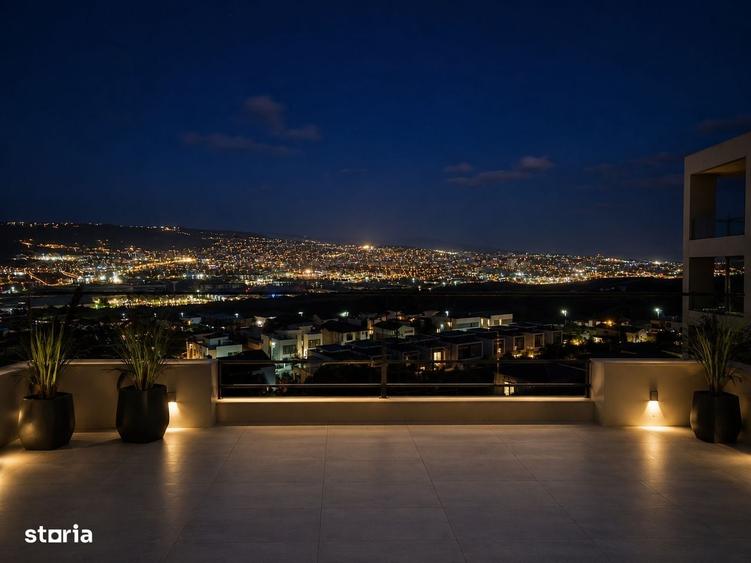 Casă cu 4 camere decomandat cu Teren 340 Mp în Central