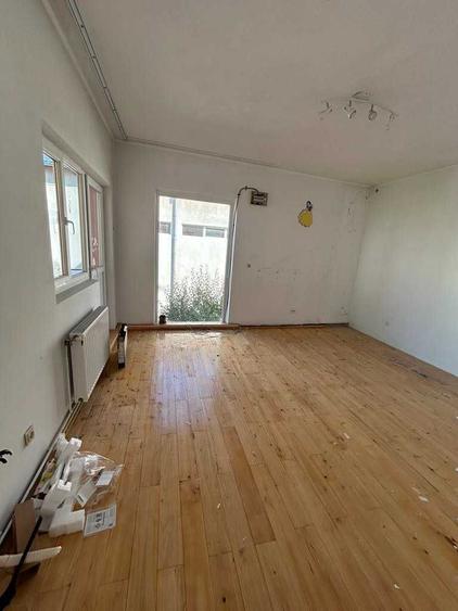 Spațiu comercial, de 550 mp, în Găvana