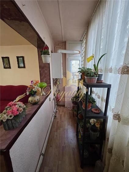 Apartament cu 3 camere decomandat, mobilat în Dorobanților
