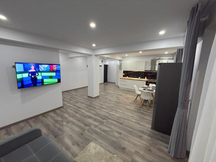 Apartament cu 2 camere decomandat, mobilat în Războieni