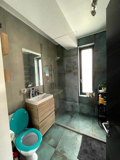 Casă cu Teren 450 Mp în Giulești
