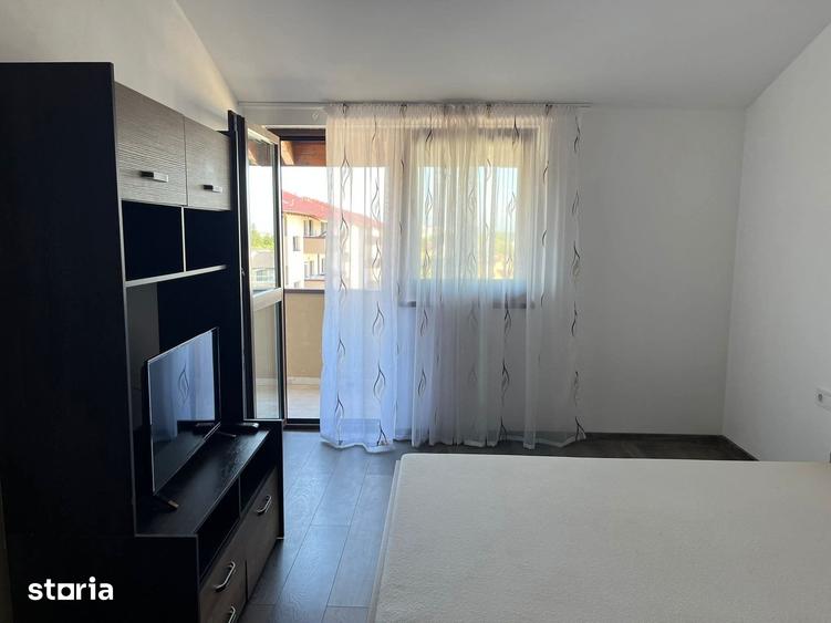 Garsonera spa?ioasa de inchiriat langa mall Sanpetru cu parcare ! - 5