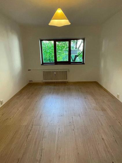 Apartamente de vanzare - 3