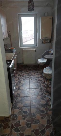 Apartament cu 2 camere decomandat în Micro 4