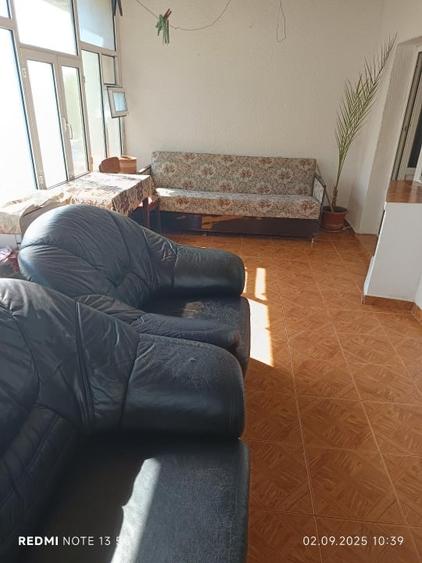 Apartament cu 3 camere decomandat, mobilat în Central