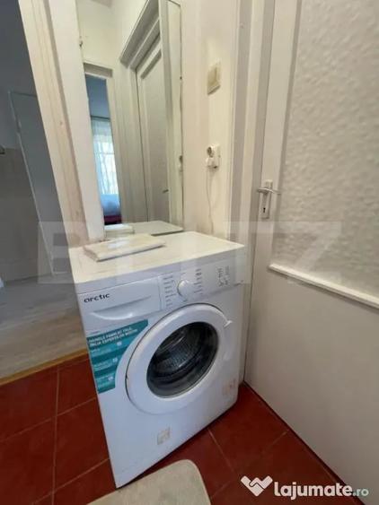 Apartament de 2 camere, decomandat, 54 mp, zona strazii Alee - 13