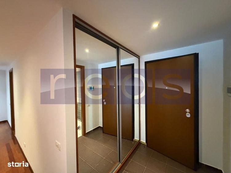 Apartament cu 3 camere în Nordului