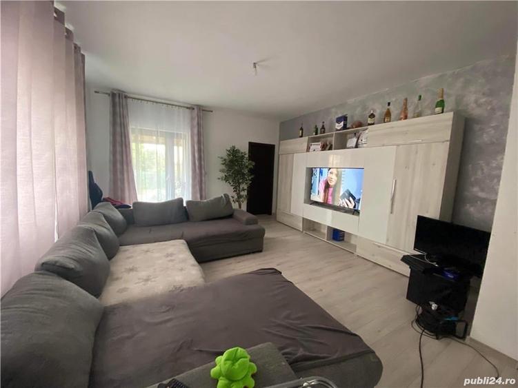 Casă cu 3 camere cu Teren 210 Mp în Moșnița Veche