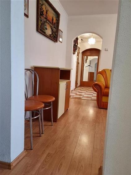 Apartament cu 2 camere decomandat, mobilat în Orizont
