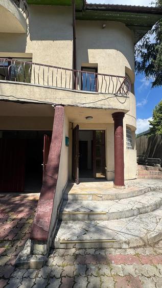 Casă de închiriat, 4 camere, 150 mp, Andrei Mureșanu zona Sigma - 2