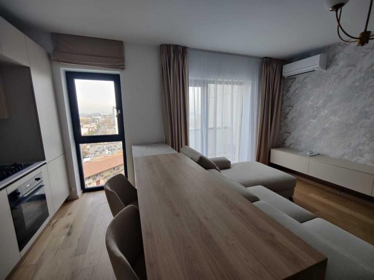 Apartament cu 2 camere decomandat în 13 Septembrie — fotografia 3