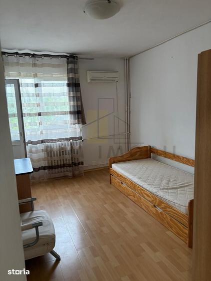 Garsonieră decomandată în Gară