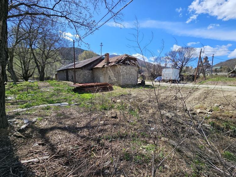 Spațiu comercial, de 800 mp, în Central