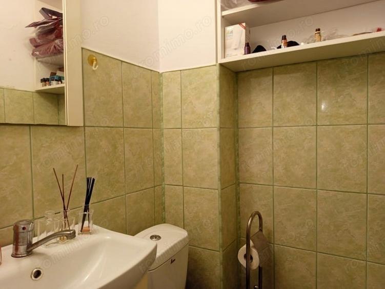 Apartament cu 4 camere decomandat în Progresul