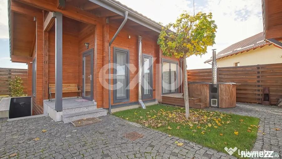 Casă cu 5 camere cu Teren 1000 Mp în Central