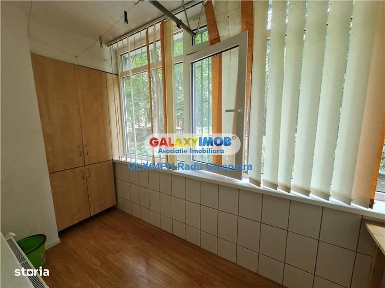Apartament cu 2 camere decomandat, mobilat în Sud
