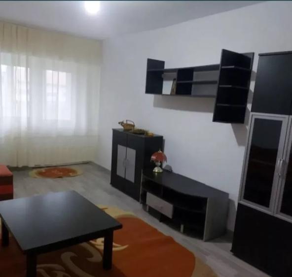 Apartament cu 2 camere decomandat în Cug