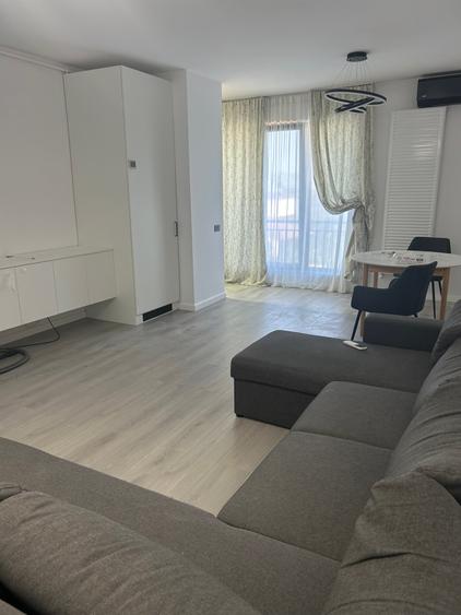 Apartament cu 2 camere decomandat în Colentina