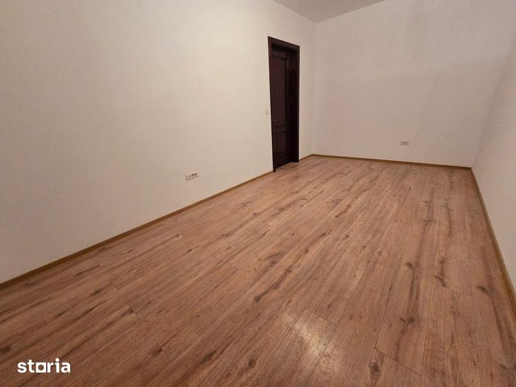 Apartament cu 2 camere decomandat în Nicolina