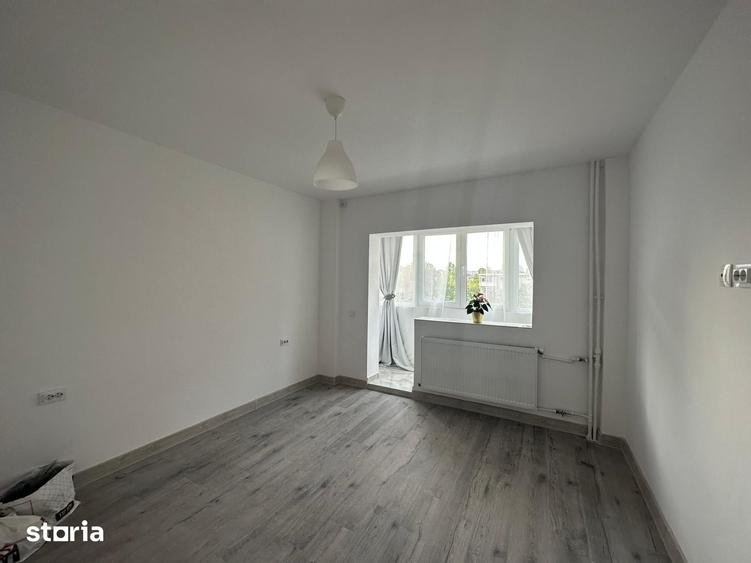 Garsonieră decomandată în Cișmigiu