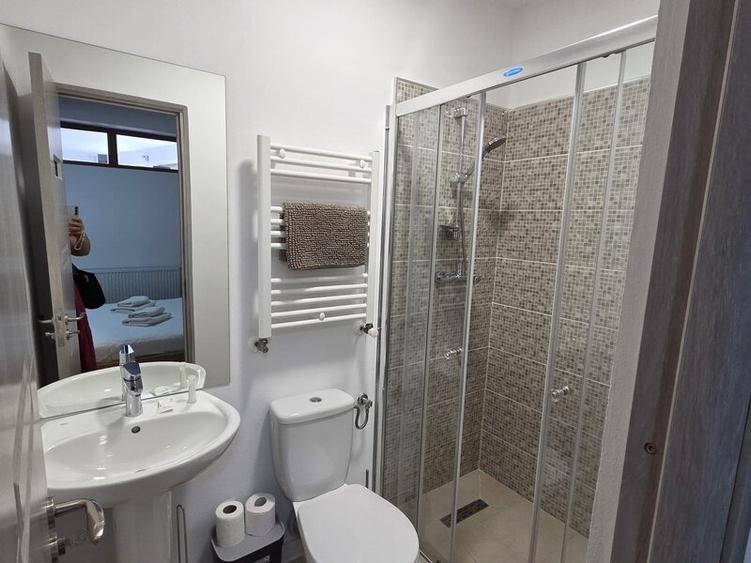 Casă cu 5 camere cu Teren 316 Mp în Fedeleșoiu