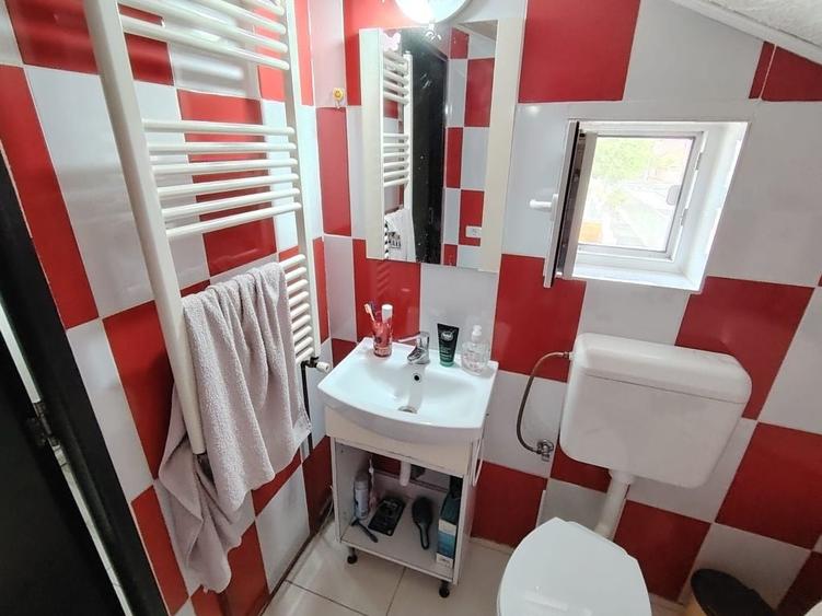 Casă cu 4 camere în Bujac