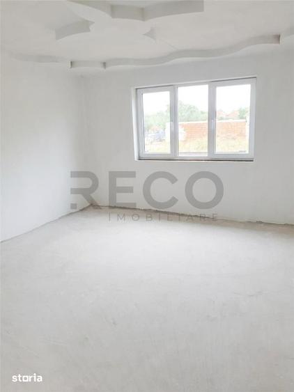 Casă cu 5 camere cu Teren 900 Mp în Tileagd