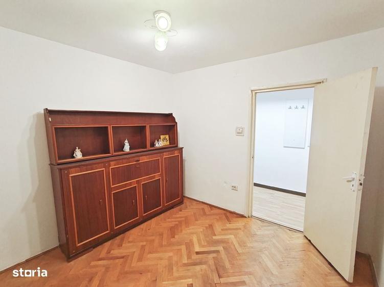 Apartament cu 3 camere decomandat în Târnăveni
